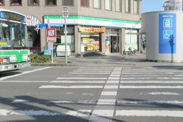 事務所までの歩き方4