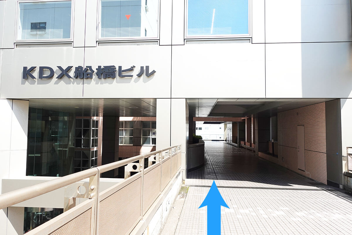 事務所までの歩き方8